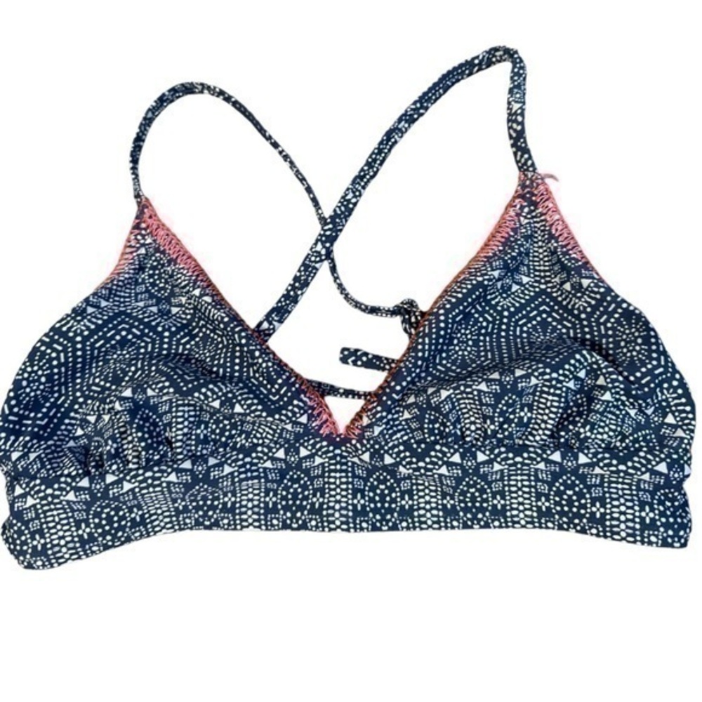 Xhilaration size medium string bikini top, fun geometric pattern, blue & pink